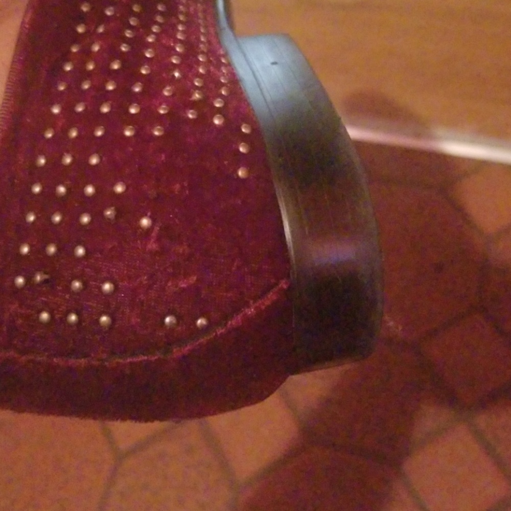 Aldo - Picture 2 of 4